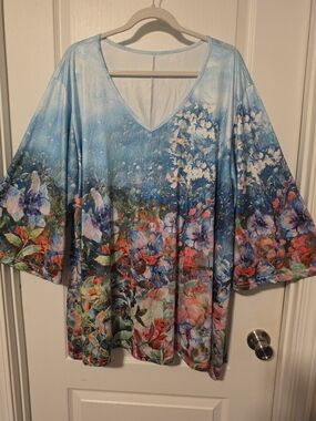Floral V-Neck Women’s Tunic Top in Blue and Multicolor